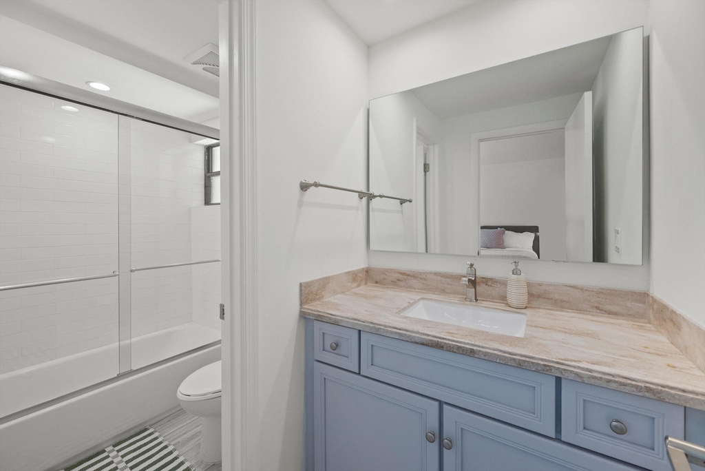 11355 Pond View Drive - Photo 16