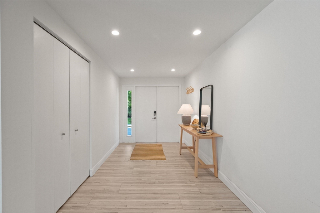 11355 Pond View Drive - Photo 6