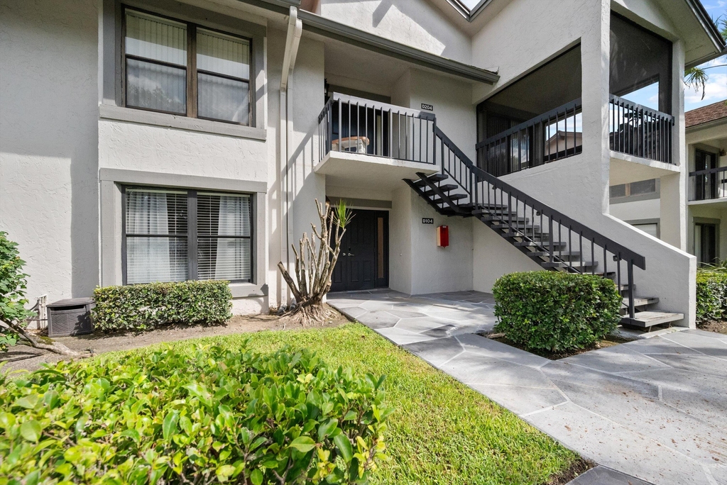 11355 Pond View Drive - Photo 1