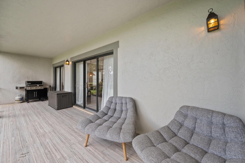 11355 Pond View Drive - Photo 22