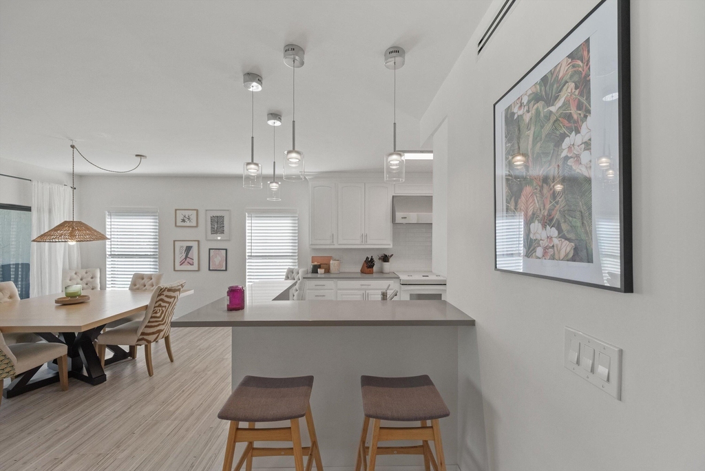 11355 Pond View Drive - Photo 8