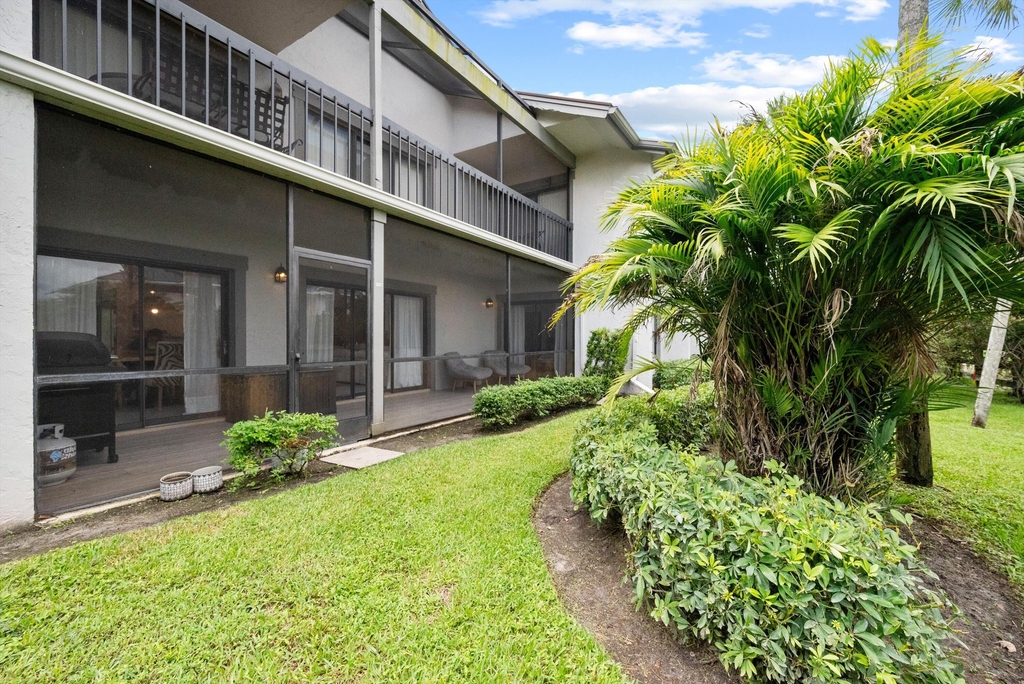 11355 Pond View Drive - Photo 23