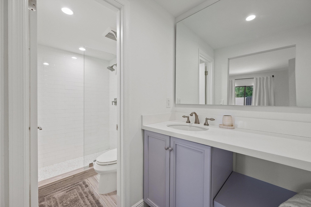 11355 Pond View Drive - Photo 18