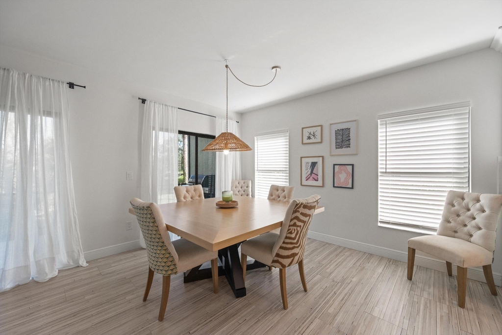 11355 Pond View Drive - Photo 3