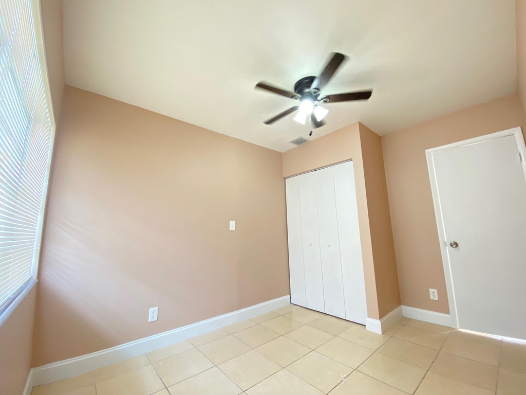 16 Ne 9th Avenue - Photo 8