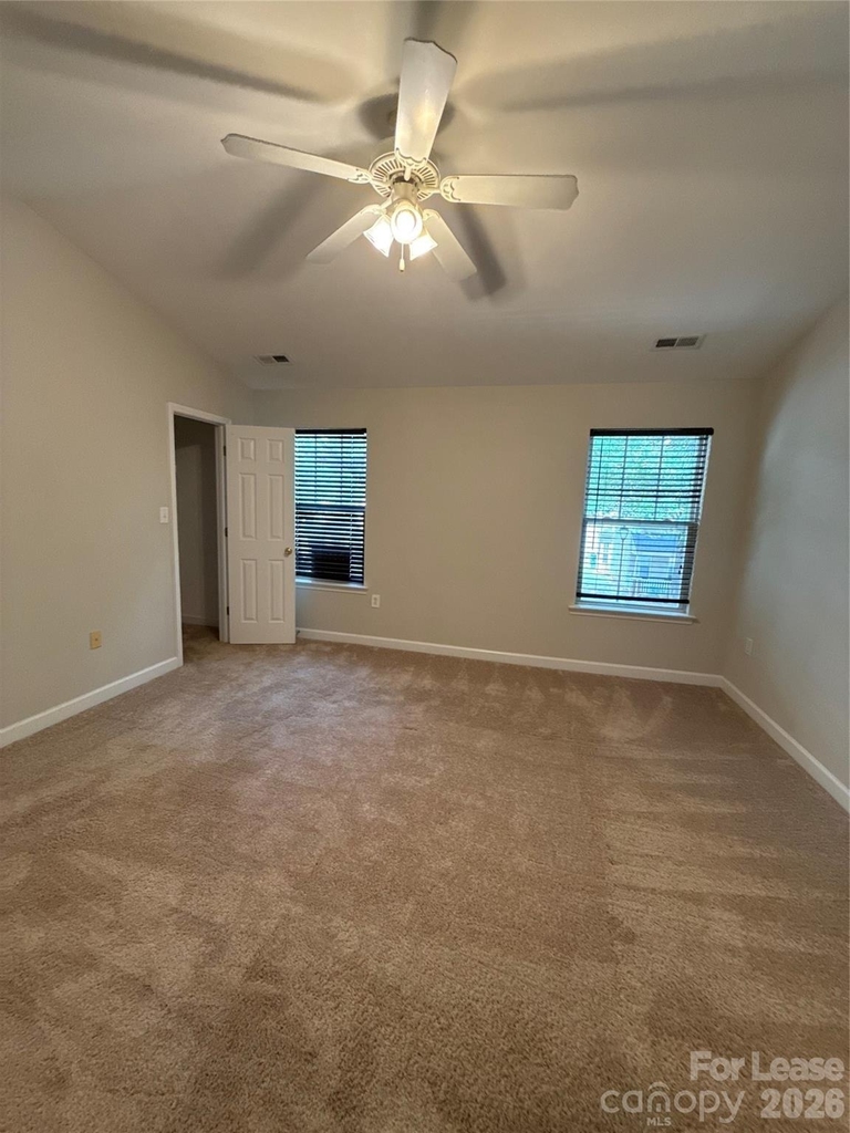 5915 Pisgah Way - Photo 8