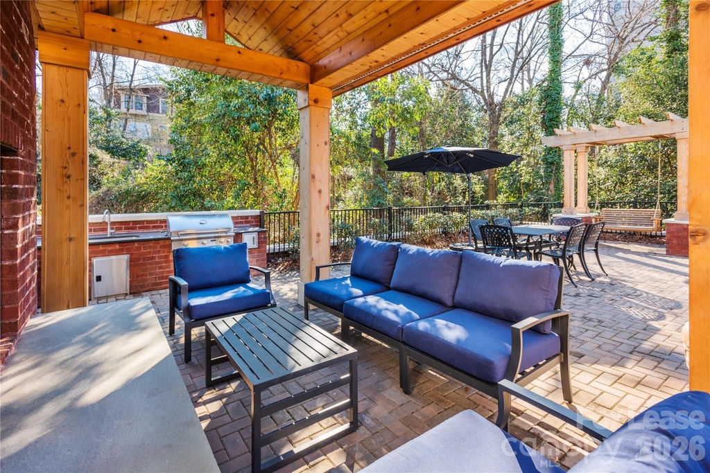 511 Queens Road - Photo 13