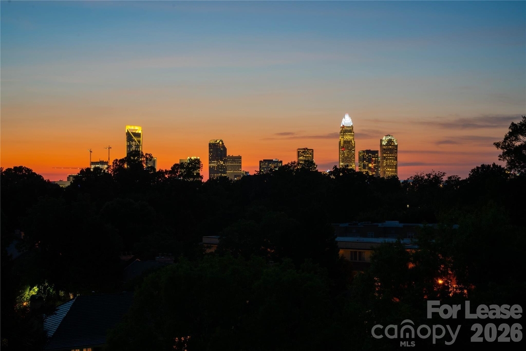 511 Queens Road - Photo 1