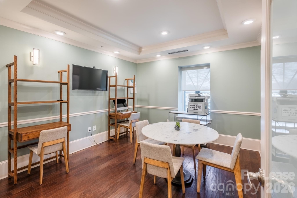 511 Queens Road - Photo 7