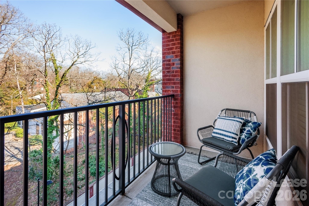 511 Queens Road - Photo 13