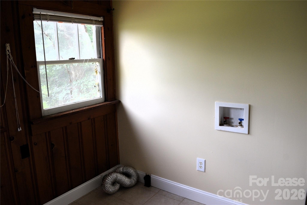 2736 Peachtree Road - Photo 13