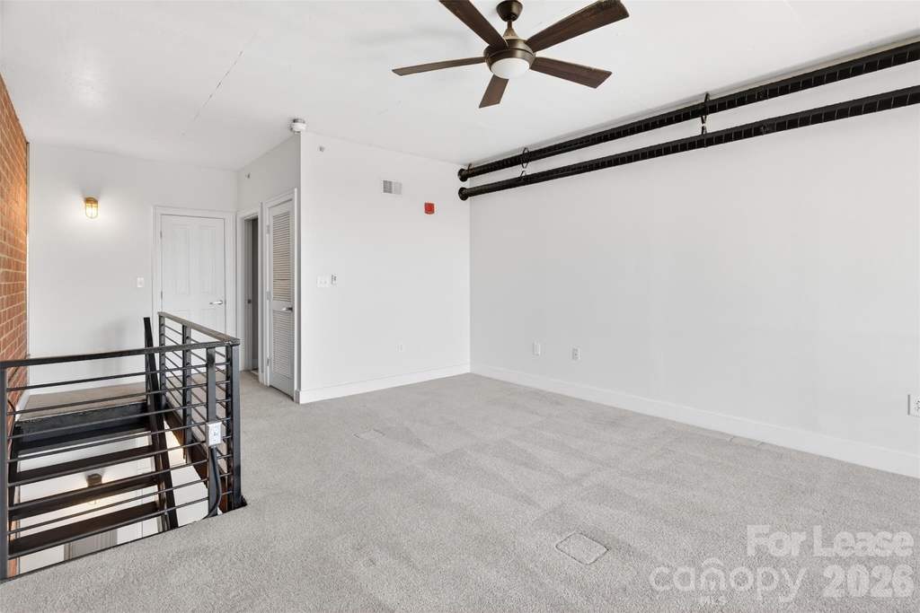 710 W Trade Street - Photo 20