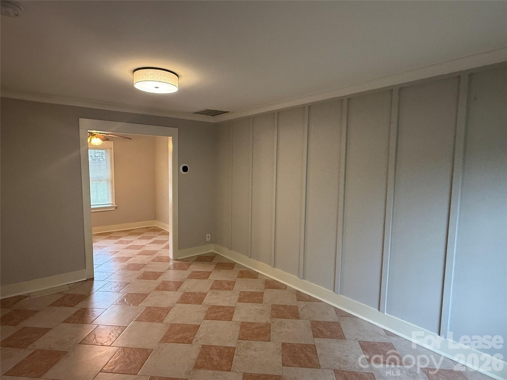 2623 Greenland Avenue - Photo 1