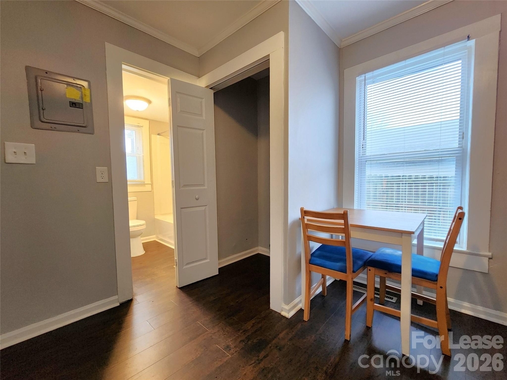 507 S Vance Street - Photo 5