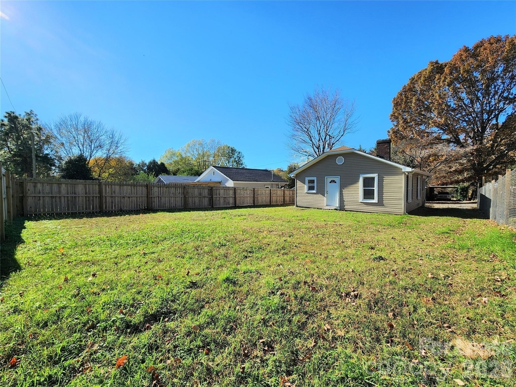507 S Vance Street - Photo 14