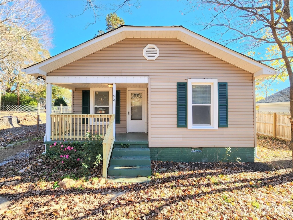 507 S Vance Street - Photo 0