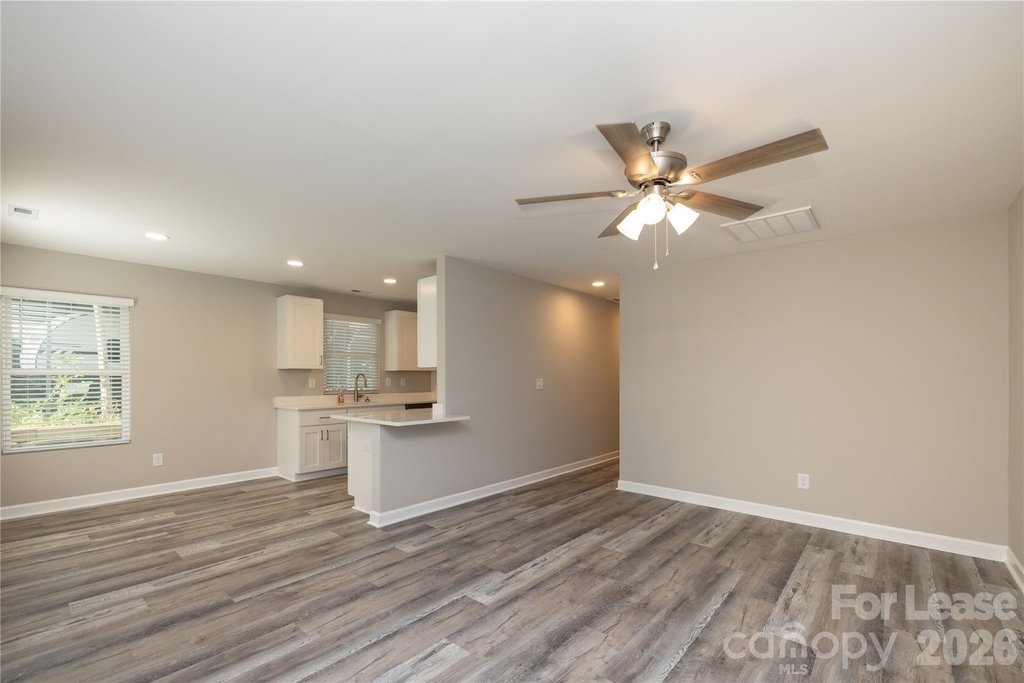 810 Long Street - Photo 6