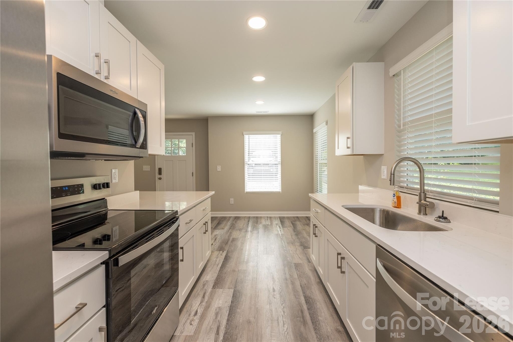 810 Long Street - Photo 17