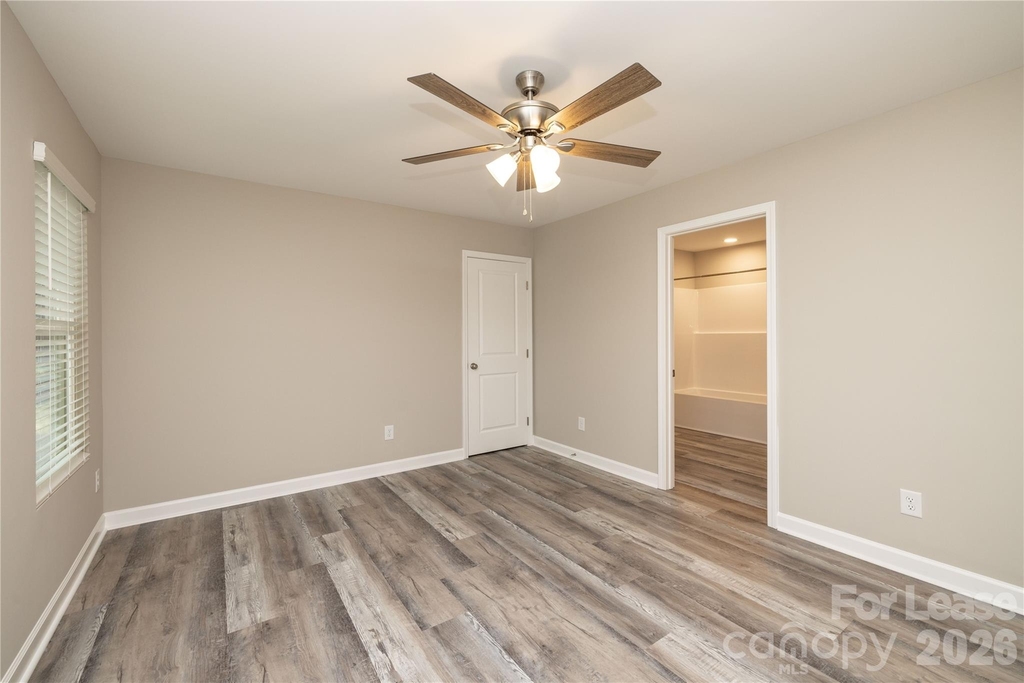 810 Long Street - Photo 31