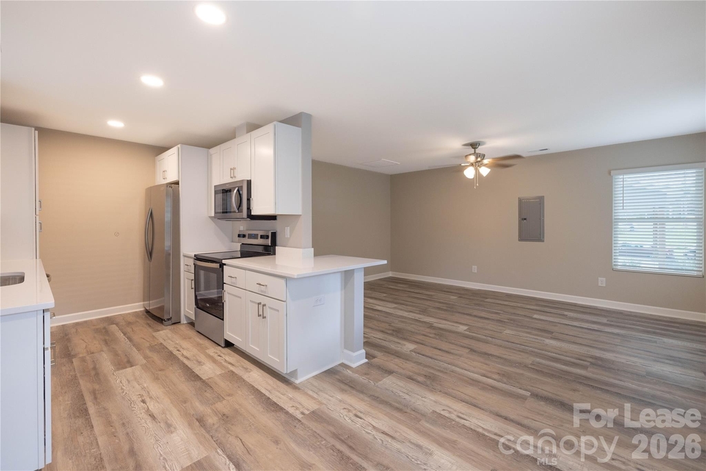 810 Long Street - Photo 11