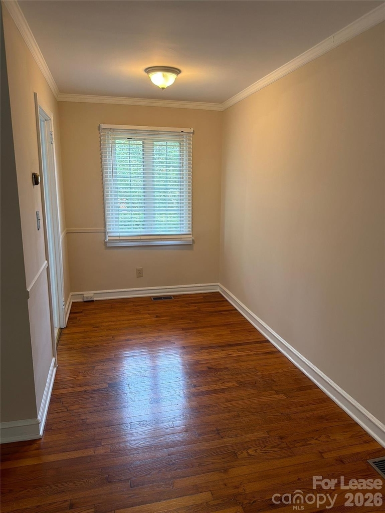1818 Jameston Drive - Photo 3