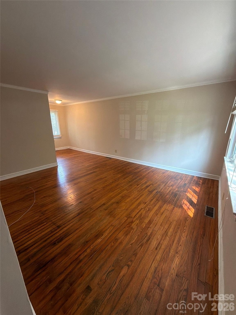 1818 Jameston Drive - Photo 2