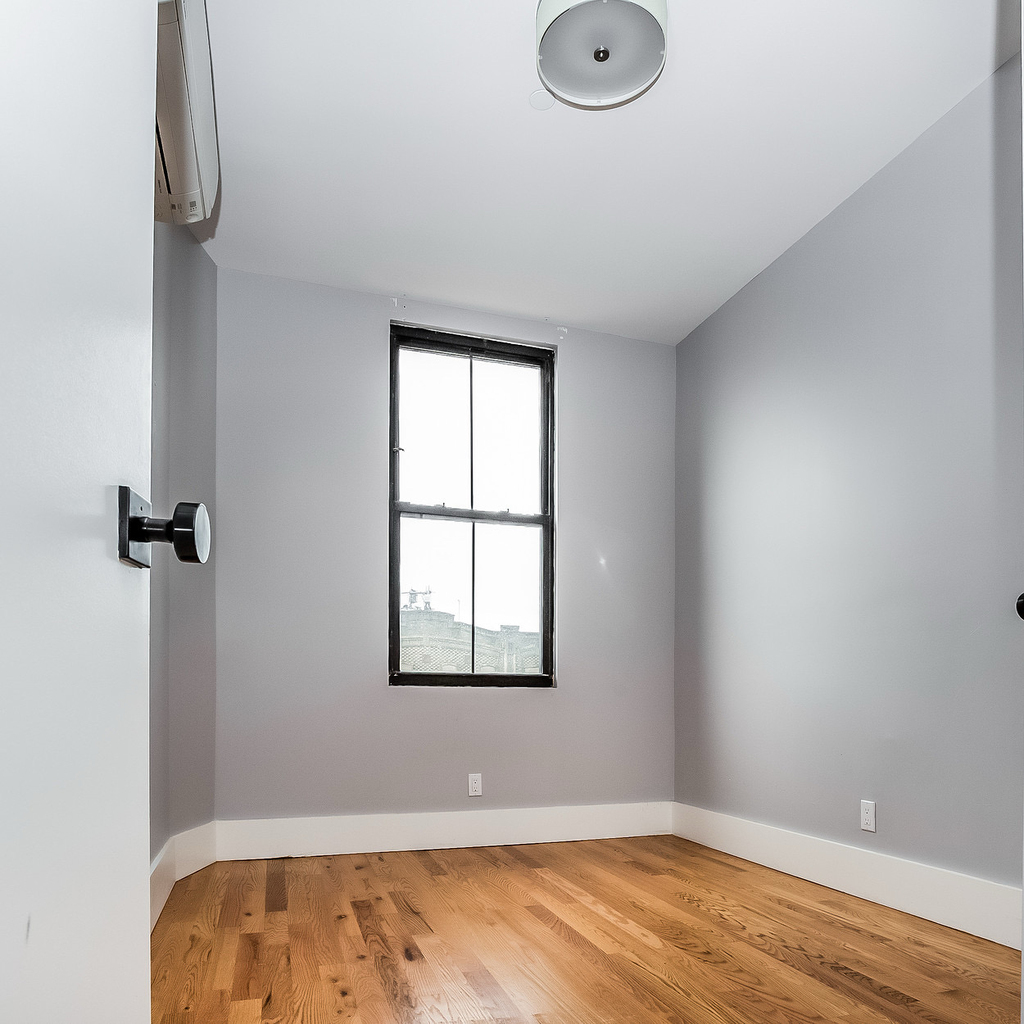 1520 St Johns Place - Photo 10