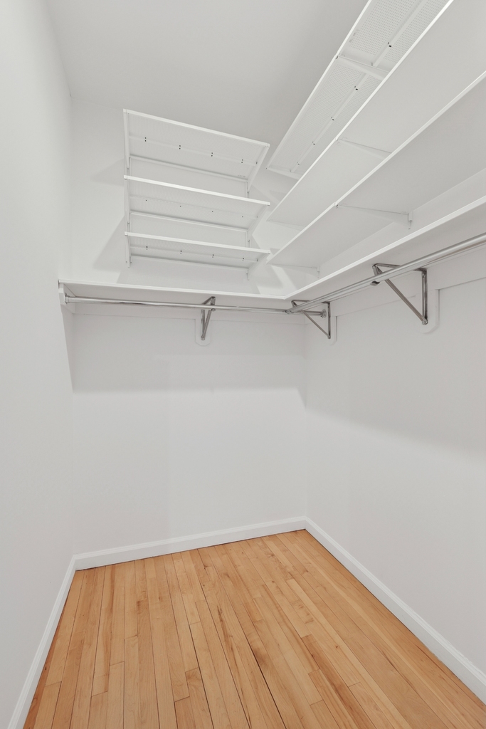 135 William Street - Photo 1