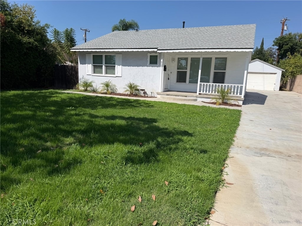 929 E Barbara - Photo 11