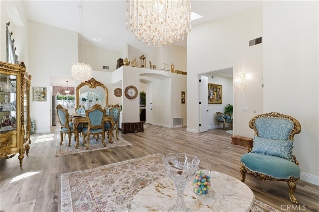 2749 Silver Oak - Photo 5