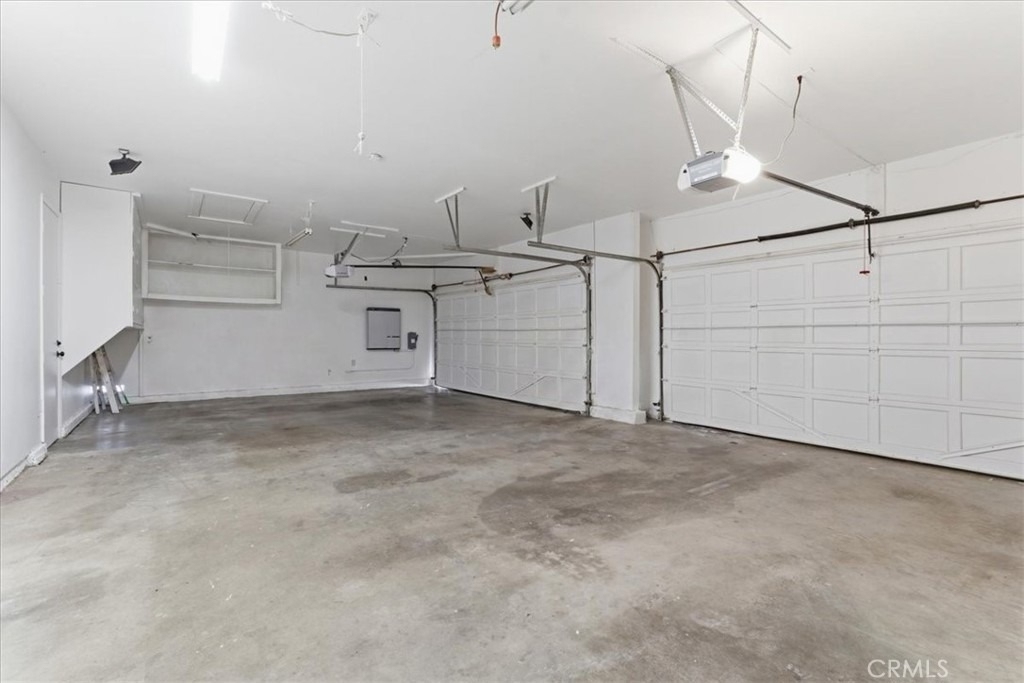2749 Silver Oak - Photo 32