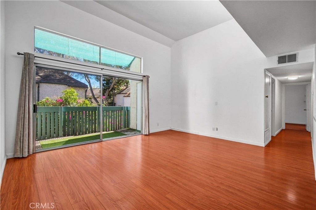 5700 Etiwanda Avenue - Photo 8