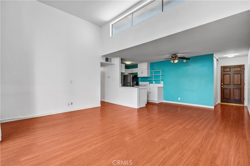 5700 Etiwanda Avenue - Photo 3
