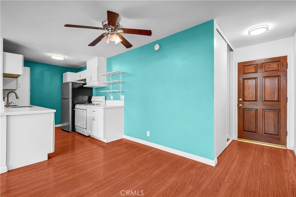 5700 Etiwanda Avenue - Photo 5