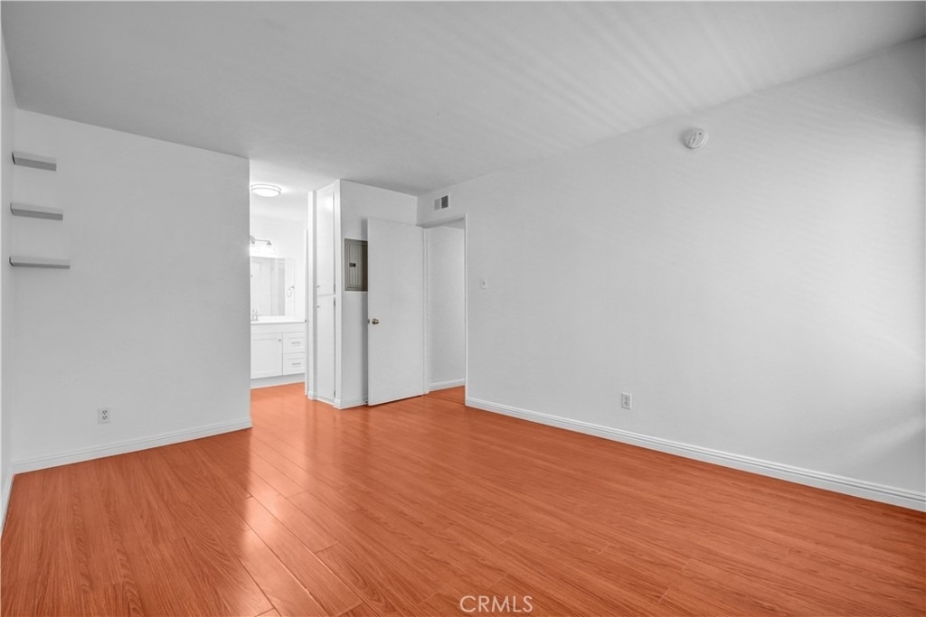 5700 Etiwanda Avenue - Photo 9
