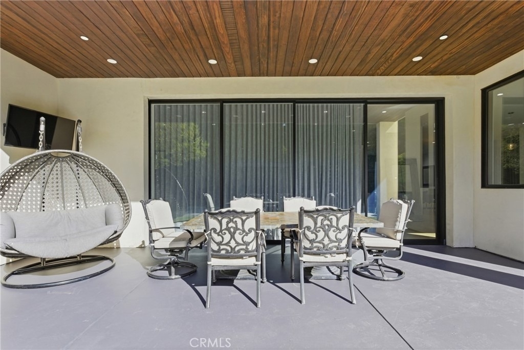 4545 Stern Avenue - Photo 37
