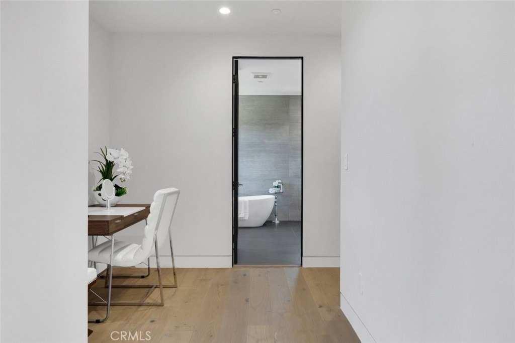 4545 Stern Avenue - Photo 17