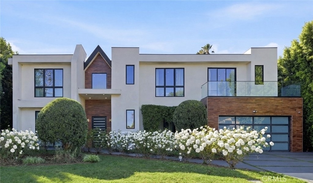 4545 Stern Avenue - Photo 2