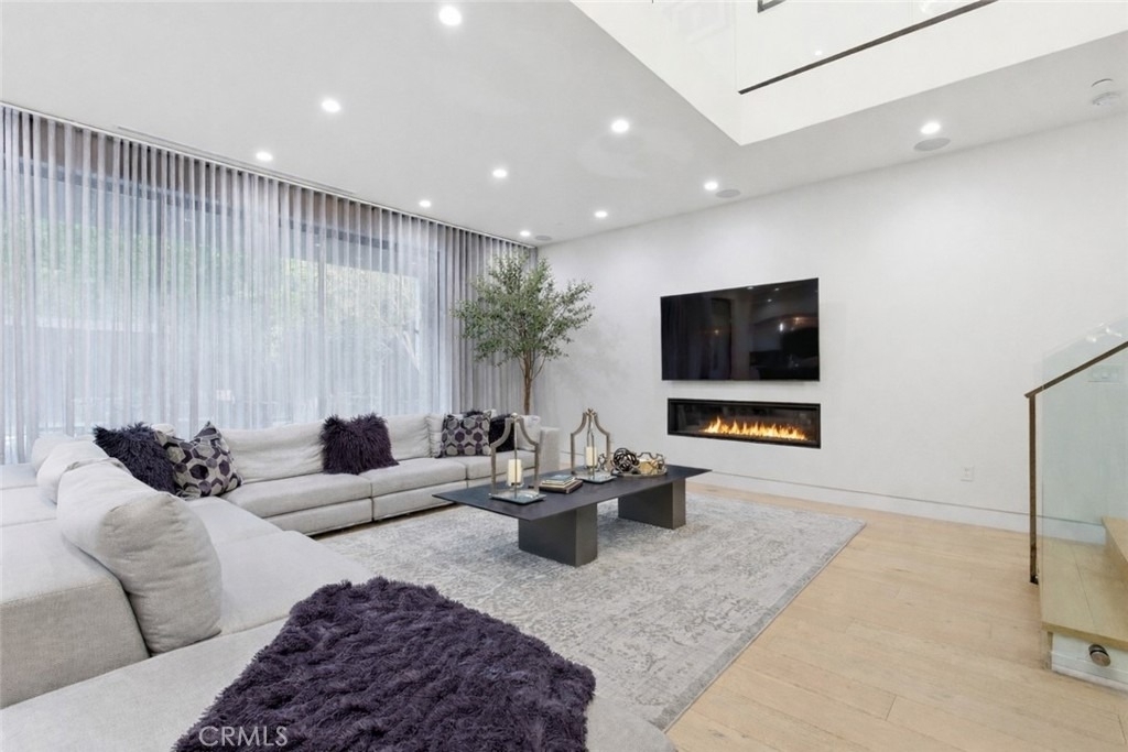 4545 Stern Avenue - Photo 14