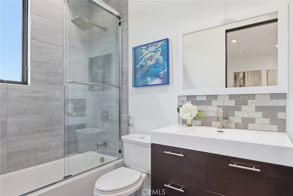 4545 Stern Avenue - Photo 32