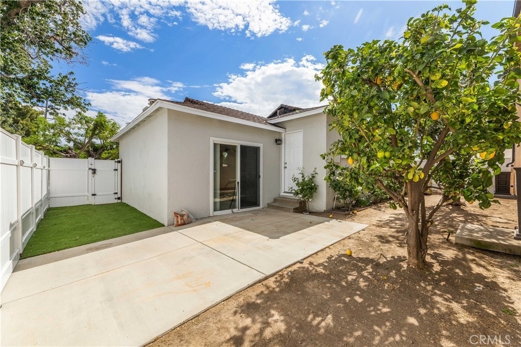 16601 Valerio Street - Photo 21