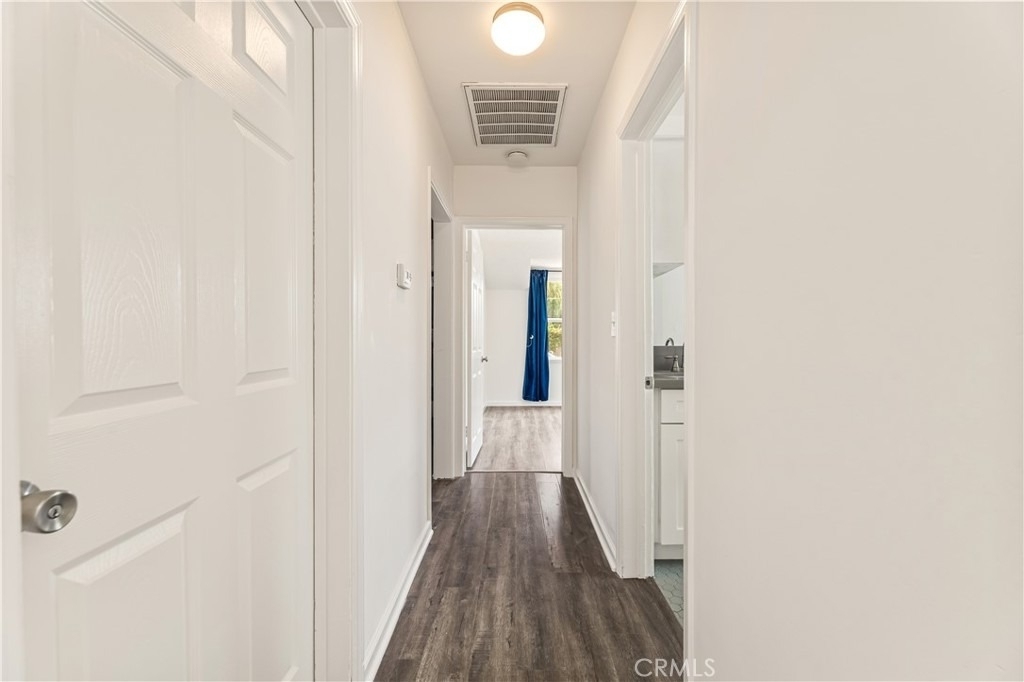 16601 Valerio Street - Photo 17