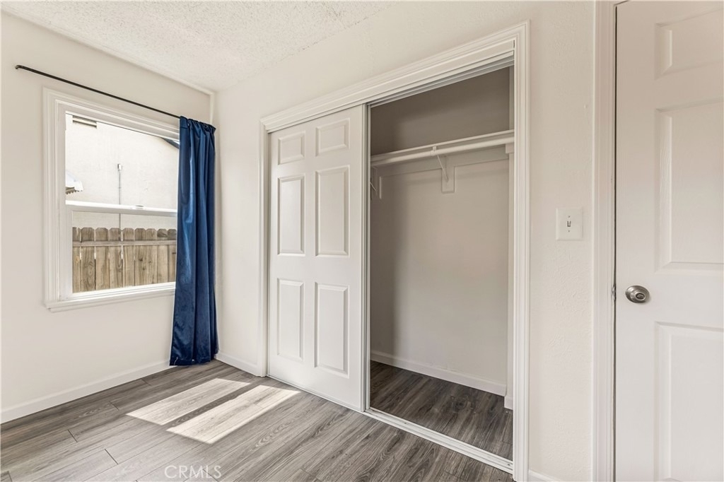 16601 Valerio Street - Photo 11