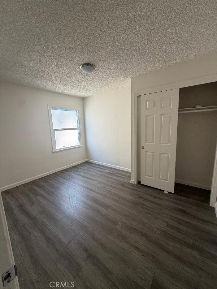 16601 Valerio Street - Photo 19