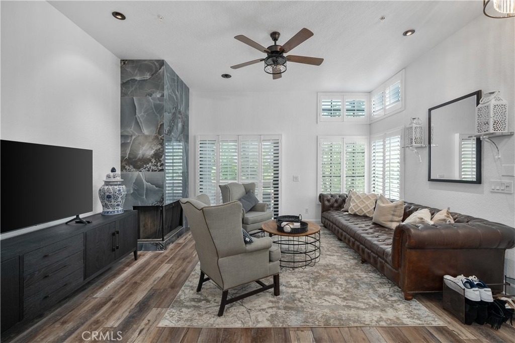 2601 S Broadmoor - Photo 4