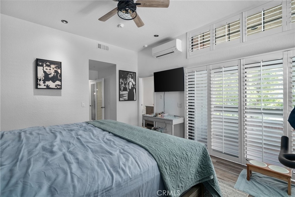 2601 S Broadmoor - Photo 18