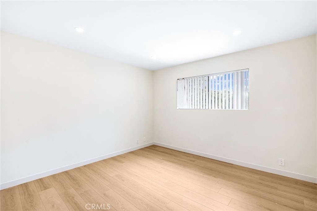 333 Riverdale Drive - Photo 7