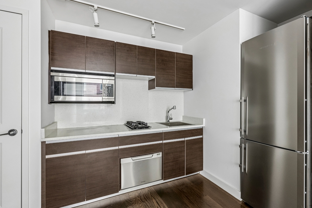 116 John Street - Photo 3