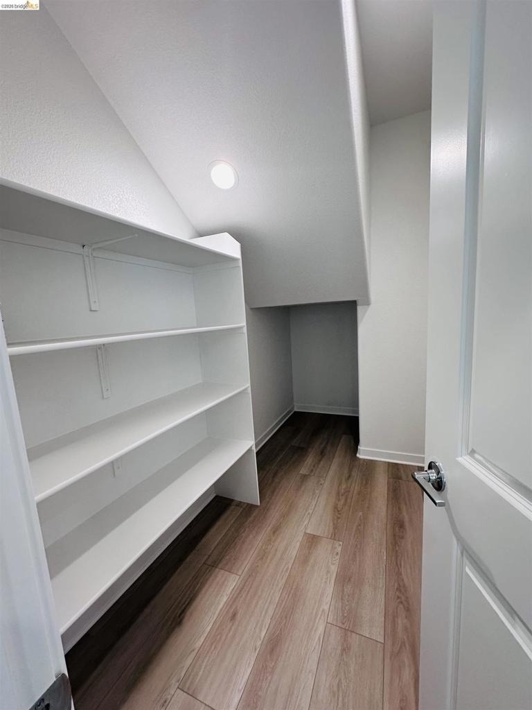 2590 2490 Garden Farms Ave. - Photo 2
