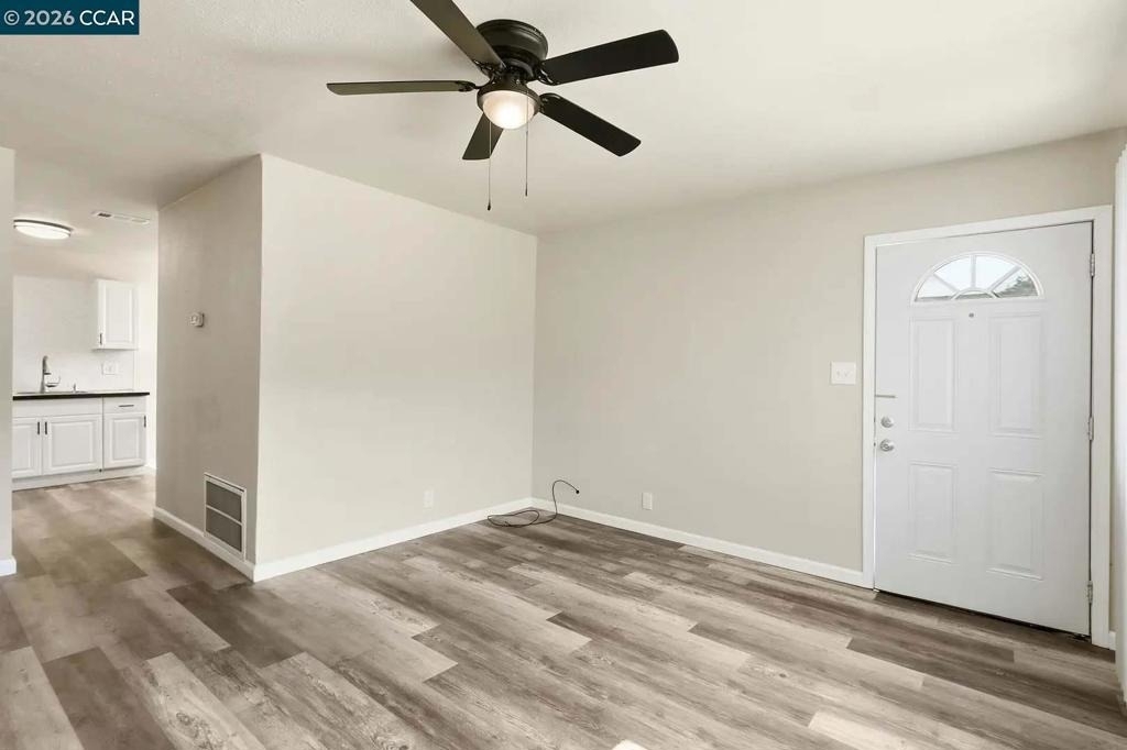 2225 E Myrtle St - Photo 14